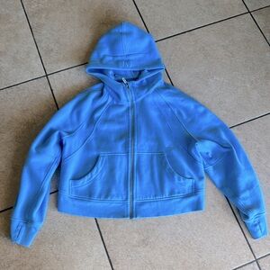 I’m selling a Lululemon scuba